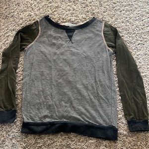 Women’s long sleeve